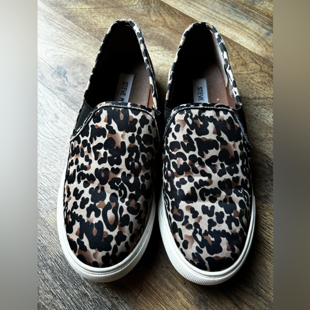 Steve Madden Brown Black Cheetah Print Slip On Tennis Shoes - Picture 4 of 8